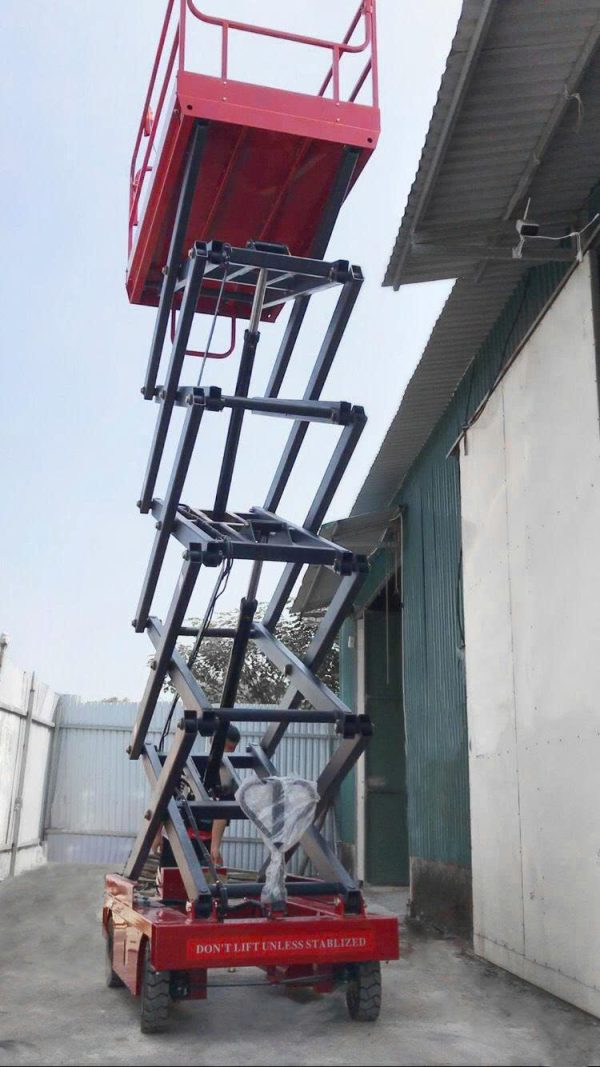 thang nâng người 9m bán tự hành