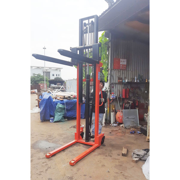 Xe nâng tay cao 1 tấn nâng cao 3m hãng Maihui