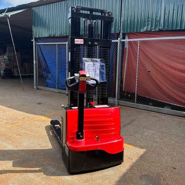 Xe nâng điện 2 tấn nâng cao 3m Model LWS20-30 Waylift 4 xe nang dien 3